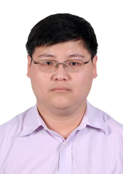 闫汉青，总经理.jpg